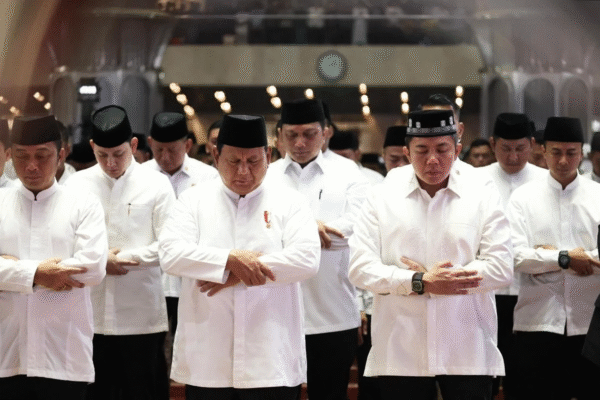 Prabowo Salat Iduladha di Istiqlal Bareng Menteri, Puan, Hingga JK Iduladha